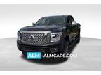 2017 Nissan Titan XD S Diesel 4dr 4x4 Crew Cab 6.5 ft. box 151.6 in. WB