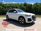 2022 Audi Q5 White, 23K miles