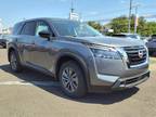 2024 Nissan Pathfinder S