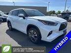 2022 Toyota Highlander Hybrid