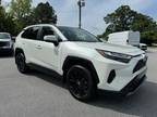 2022 Toyota RAV4 SE