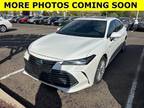 2019 Toyota Avalon Hybrid Limited