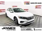2022 Volkswagen Passat 2.0T SE