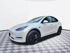 2022 Tesla Model Y Long Range 4dr All-Wheel Drive Sport Utility