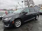2017 Chrysler Pacifica Touring-L Minivan 4D
