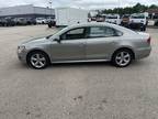 2013 Volkswagen Passat 2.5 SE