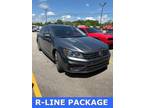 2017 Volkswagen Passat 1.8T R-Line