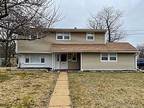 4 Cheryl Dr, Oakhurst, Nj 07755 . Excellent House For Rent