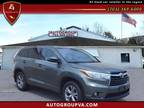 2015 Toyota Highlander LE