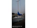 30 foot Ericson Yachts Bruce King