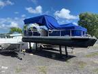 24 foot Sea Hunt 24