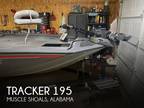 19 foot Tracker 19