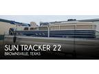 22 foot Sun Tracker Sportfish 22 DXL