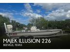 22 foot Majek Illusion 226