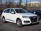 2019 Audi Q7 White, 10 miles