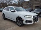2019 Audi Q7 White, 19 miles