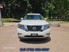 $8,995 2014 Nissan Pathfinder with 152,113 miles!