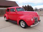 1941 Ford Deluxe Tudor Sedan Street Rod