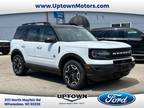 2024 Ford Bronco White, 15 miles