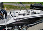 2022 Hurricane SunDeck Sport OB