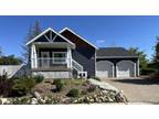608 Roger Avenue, Picture Butte, Alberta