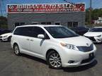 2014 Toyota Sienna XLE 7-Passenger Auto Access Seat