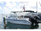 2000 Boston Whaler 235 Conquest