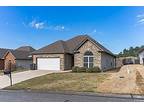 597 Waterford Ln, Calera, Al 35040 . Joyful Home