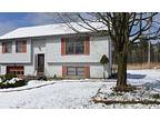 15 Derby Cir, South Burlington, Vt 05403