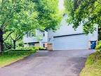 1052 Lakewood Dr S, Maplewood, Mn 55119