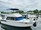 1991 Carver 28 COMMANDBRIDGE Boat for Sale