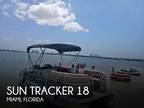 18 foot Sun Tracker Party Barge 18 DLX