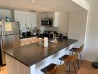 Just Renovated Stylish Unit in Central Sq w/ Balcony, Gym, Parking!