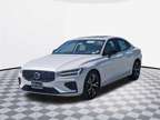 2024 Volvo S60 B5 Plus Dark Theme