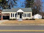 518 W Main St, Mount Olive, Nc 28365