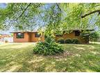 2969 S Southbrook Dr, Kankakee, Il 60901