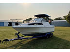 1994 Bayliner 2252 Classic Cuddy
