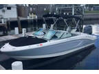 2019 Chaparral H20 21 Deluxe