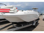2021 Hurricane SunDeck 217 OB