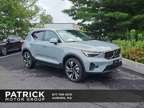 2025 Volvo XC40 Plus Bright Theme