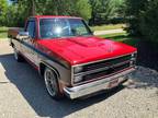 1984 Chevrolet Silverado Black|Red