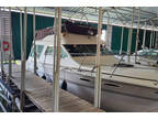 1983 Sea Ray SRV360 Fly Bridge