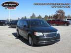 2016 Chrysler Town & Country