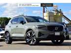 2025 Volvo XC40 B5 Plus Dark Theme