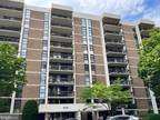 1016 S Wayne St #802, Arlington, VA 22204