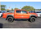 2017 Toyota Tacoma Double Cab 5' Bed V6 4x4 (Natl)