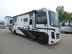 New 2025 Coachmen Pursuit