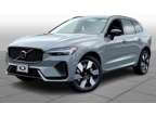 2025NewVolvoNewXC60 Plug-In HybridNewT8 AWD