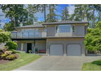 Extensively updated, pastoral view, Broadmead area