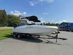 2024 Tahoe® T21 Boat for Sale